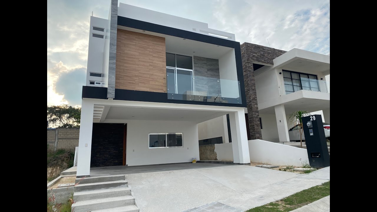 Hermosa Residencia en Tuxtla Gutierrez, Fracc. Privado, 3 Habitaciones con Vestidor y Terraza,