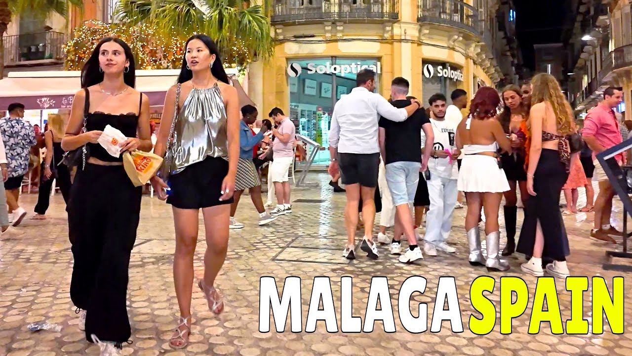 🇪🇸 Spain Malaga City Nightlife | Summer Hot Night at the Resort [4K HD 60FPS]