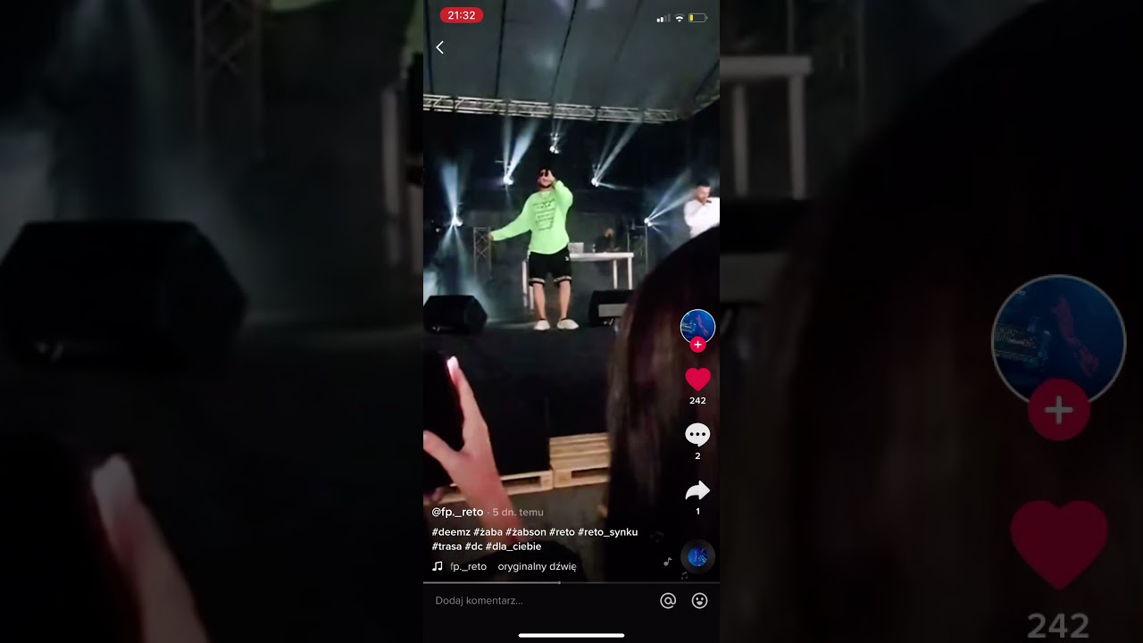 ReTo śpiewa Wasabi na koncercie