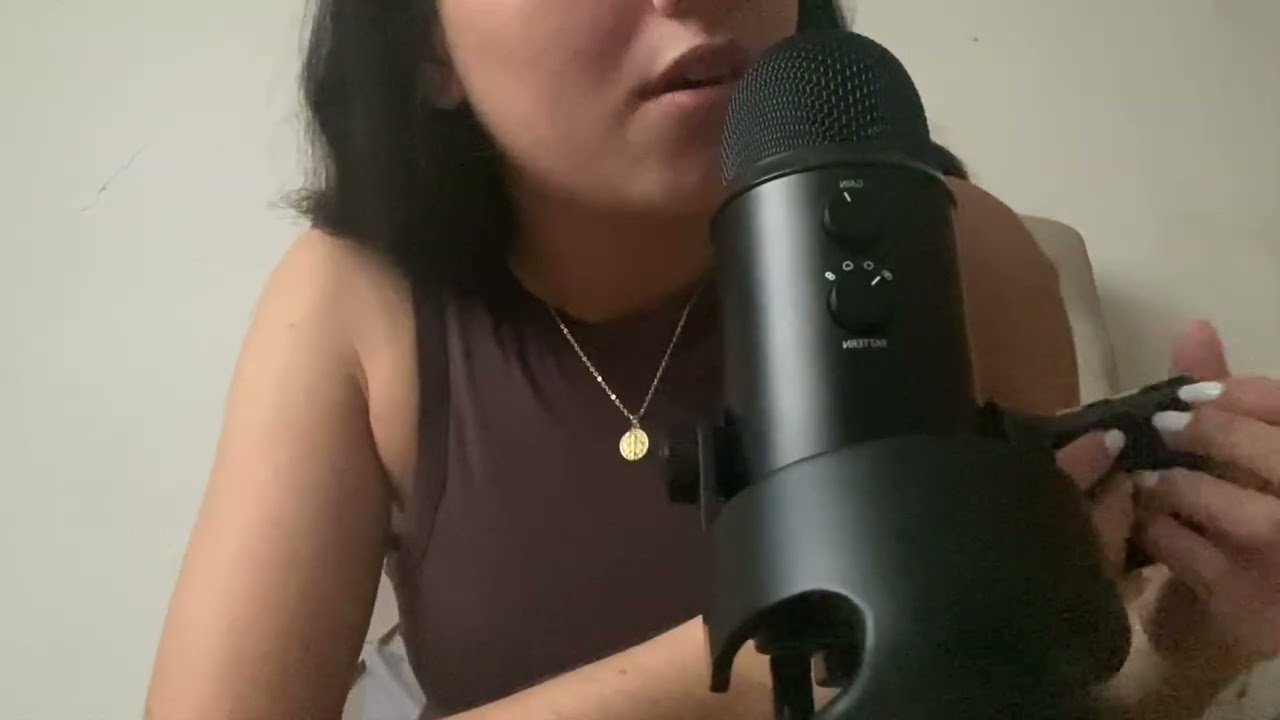 ☆ ASMR  ☆ 10 triggers words to unwind and relax