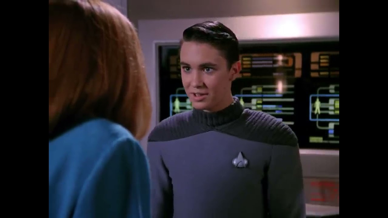 Dr Crusher, Slaps Wesley - Star Trek: TNG