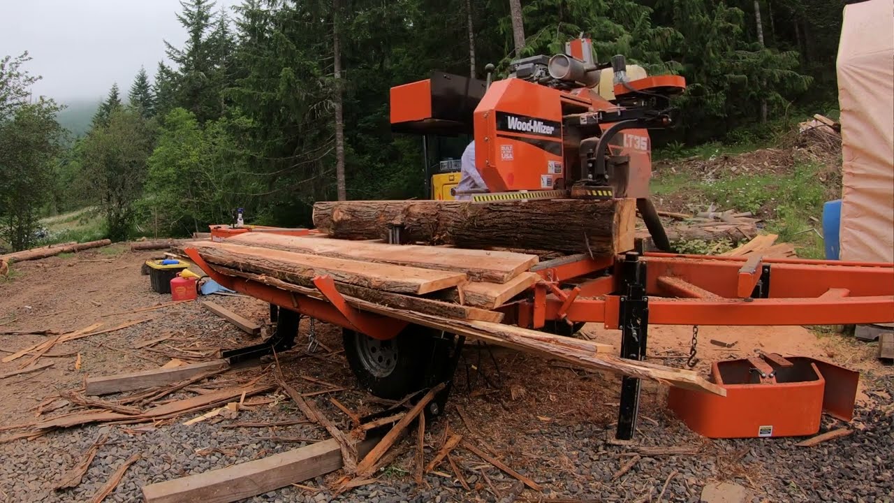Milling Cedar Lumber On My Portable Sawmill Mill, Part I
