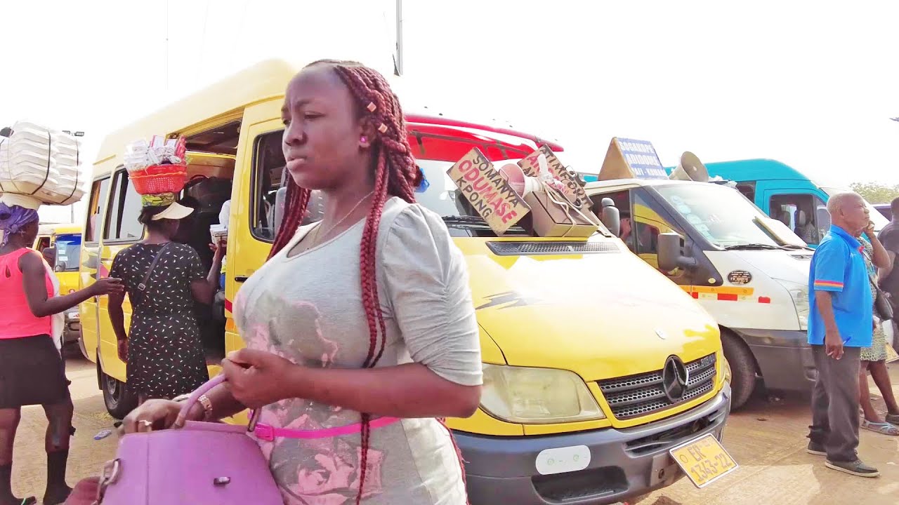 INSIDE GHANA'S EXTREMELY BUSY BUS STATION || AFRICAN WALK VIDEOS