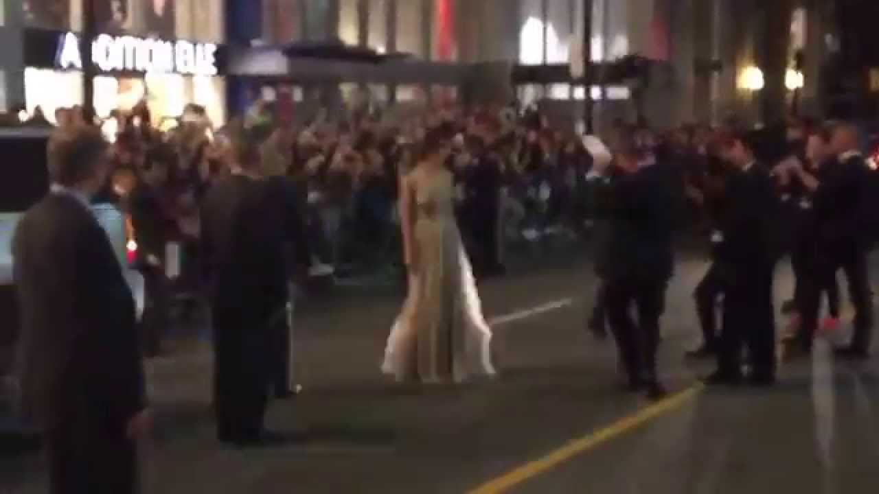 #DakotaJohnson