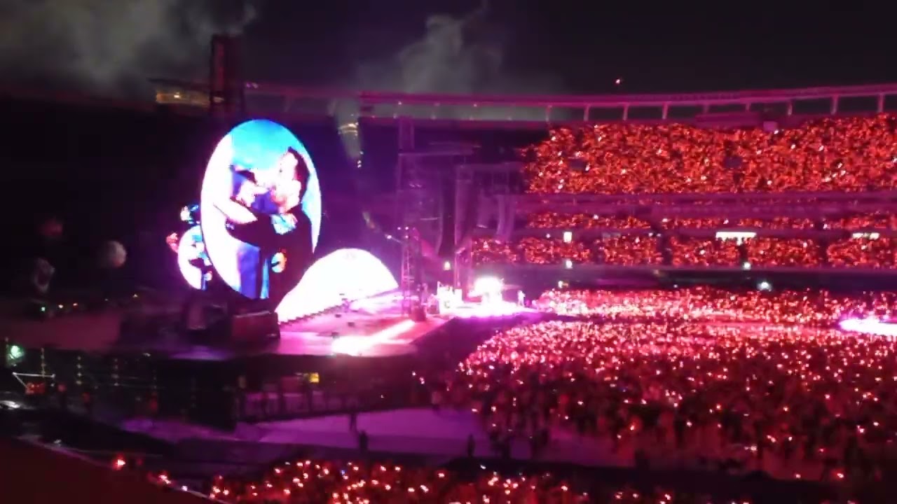 Coldplay en Argentina 1/11/22. Intro, Higher Power, Adventure of a Lifetime, Paradise