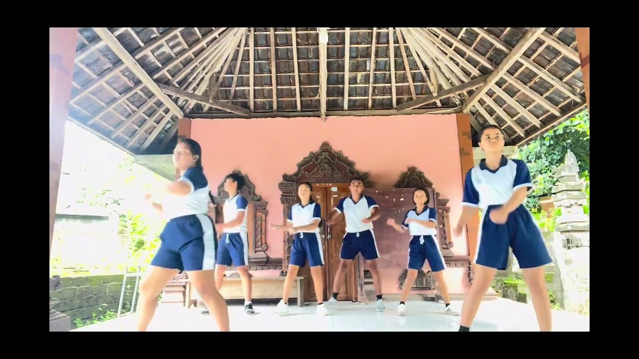 Senam Irama Xll-A |Klompok (04)