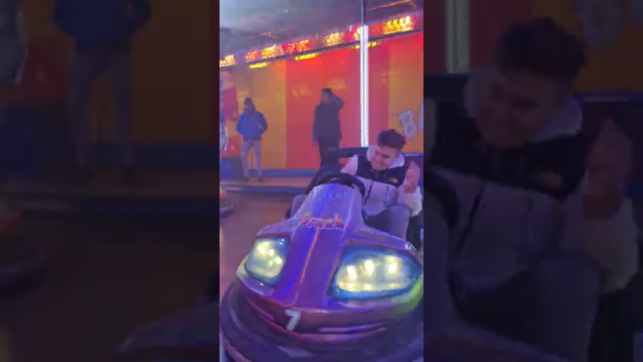 Adlersson auf dem Autoscooter-Event getroffen