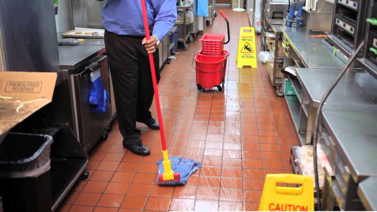 10 Procedures and Tools to Ensure a Safe and Clean Restaurant