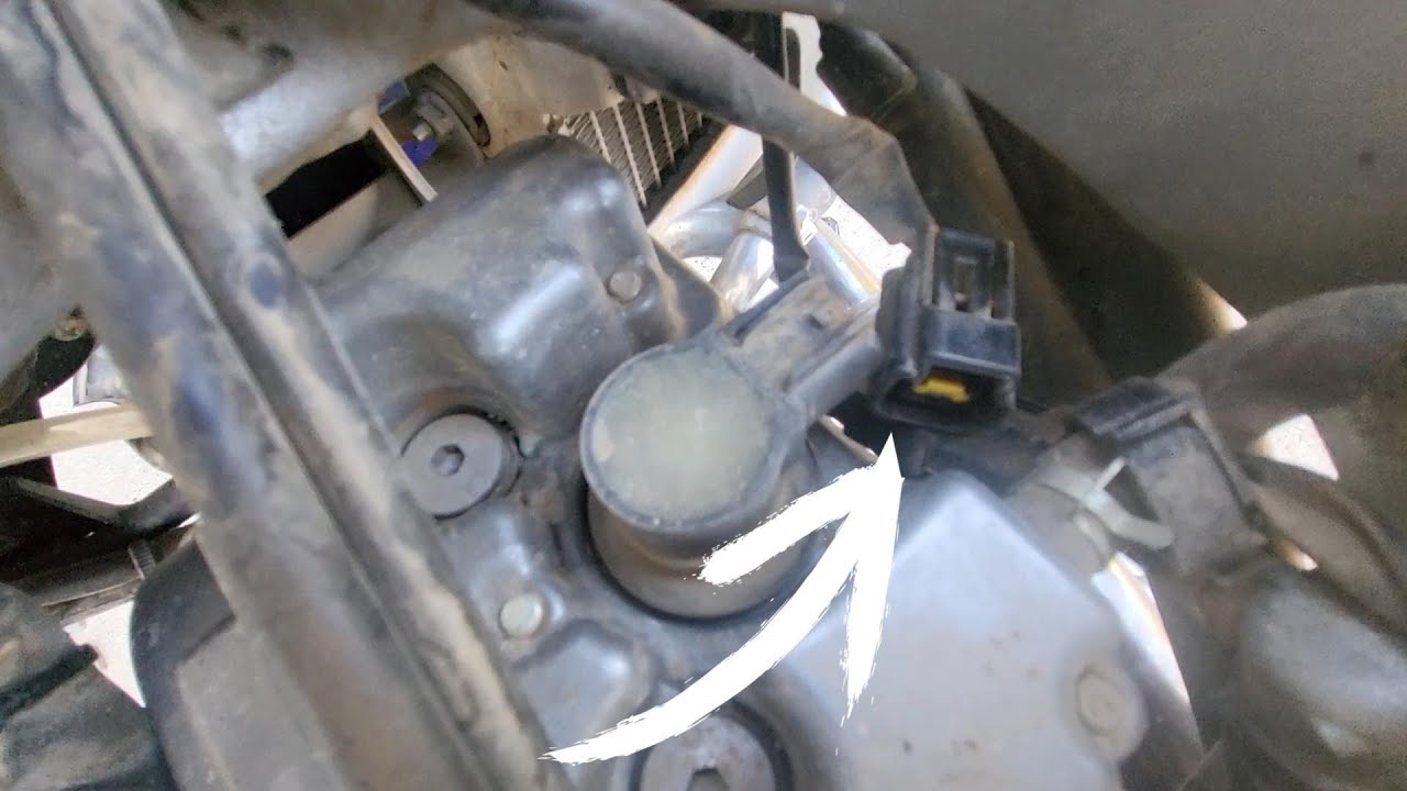 WR250R Spark plug remove and replace