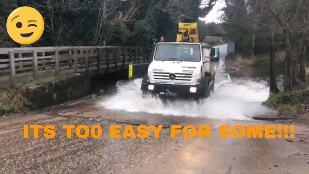 Rufford Ford Flood, Cars vs Flooded road 🚙💦