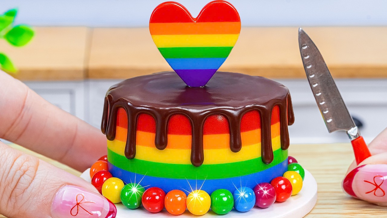 Mini Rainbow Heart Cake 🌈🍫 Super Satisfying Chocolate Drip | Tiny Cakes World