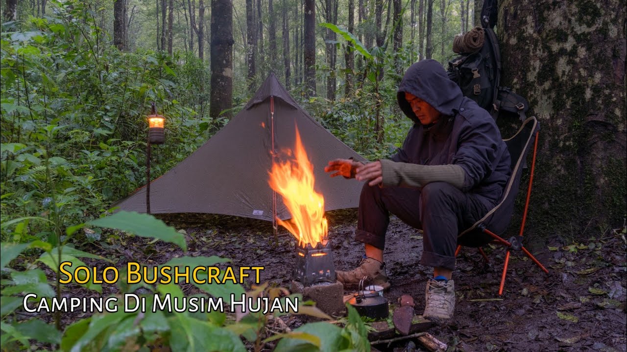 Solo Bushcraft  - Camping di musim hujan 