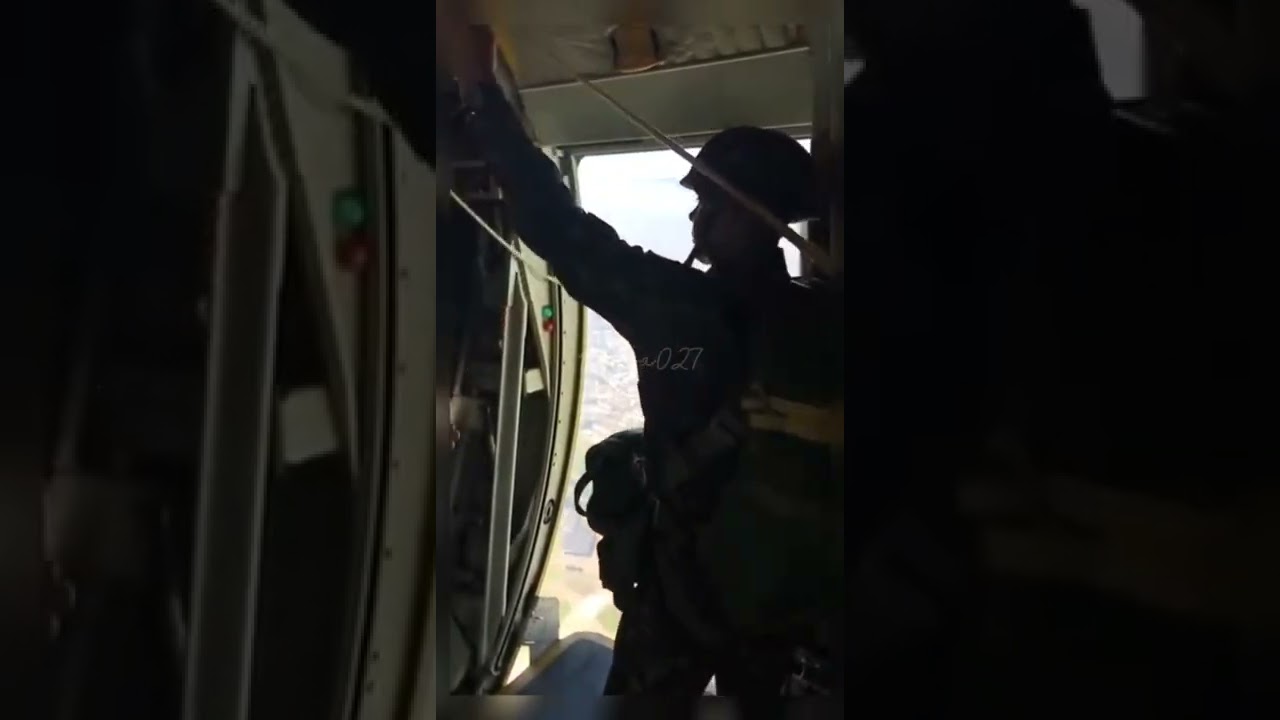 Paracaidistas de las Fuerzas Armadas Mexicanas