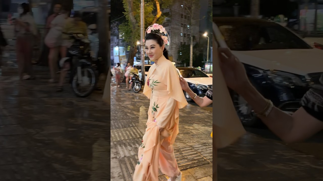 Nsnd Quế Tr&acirc;n Xinh Như C&ocirc;ng Ch&uacute;a Đi H&aacute;t Qu&aacute; Dễ Thương #new #short