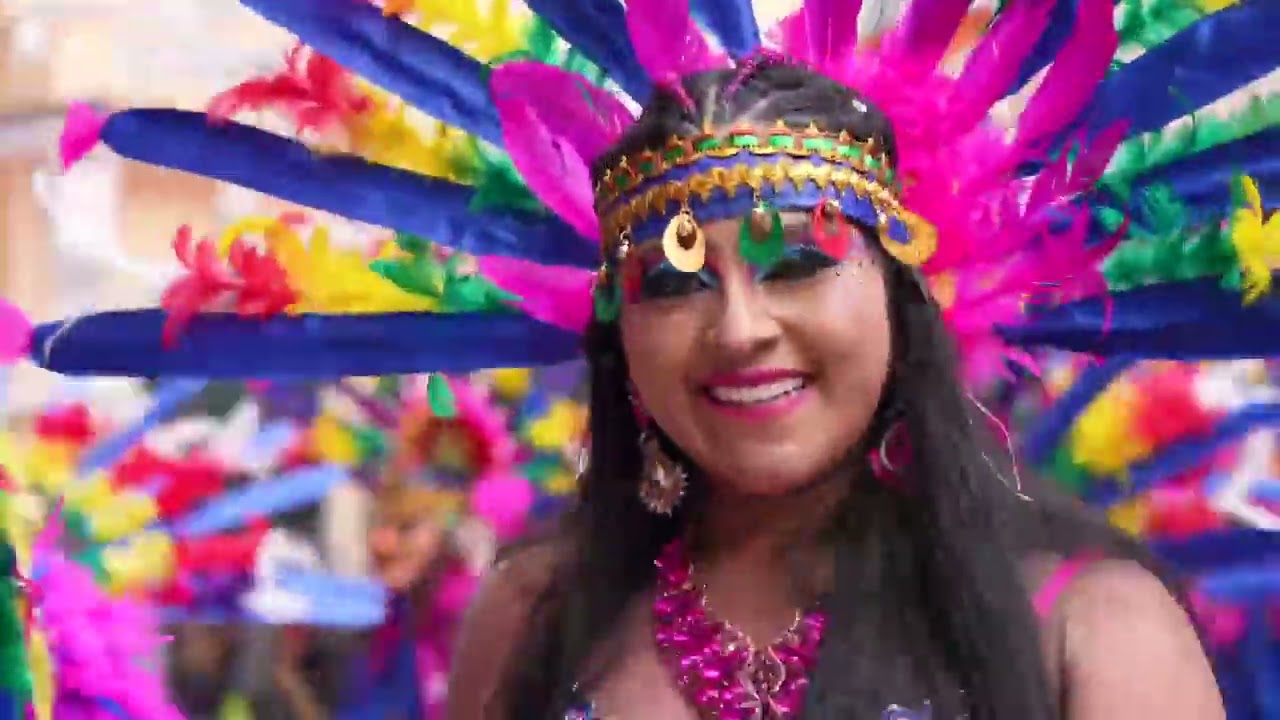 El mejor Carnaval del mundo dos locos de viaje nos comentan sobre el Carnaval de Oruro 