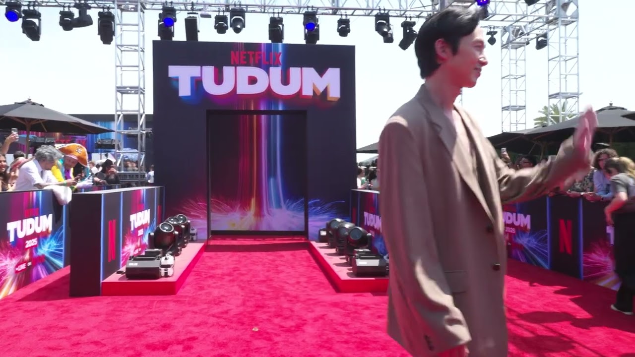 Tudum 2025 - Squid Game Hype Entrance