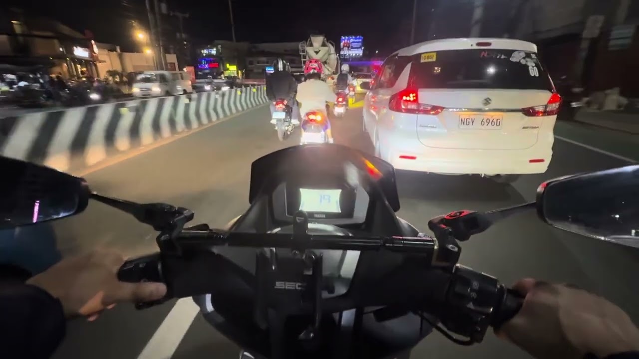 City Traffic Noise @9pm