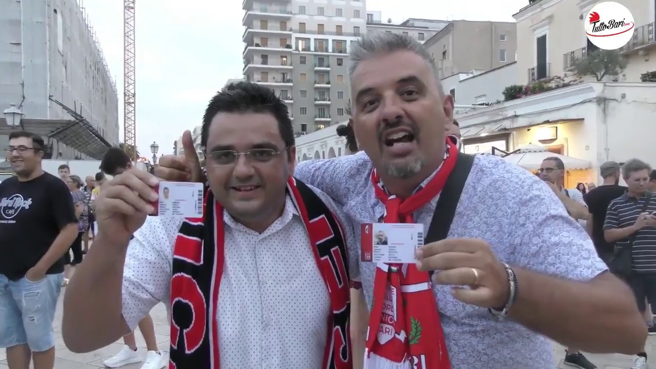 Presentazione Ssc Bari in Piazza del Ferrarese