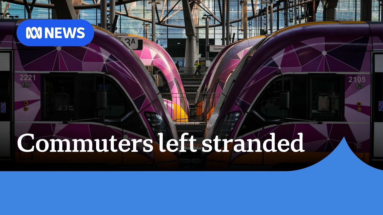 Victorian regional rail network grinds to halt amid Telstra outage | ABC NEWS