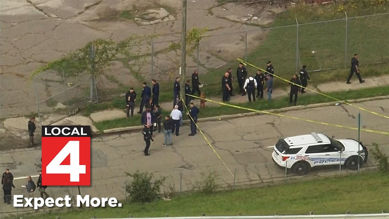 Gunfire exchange leaves suspect dead, officers injured