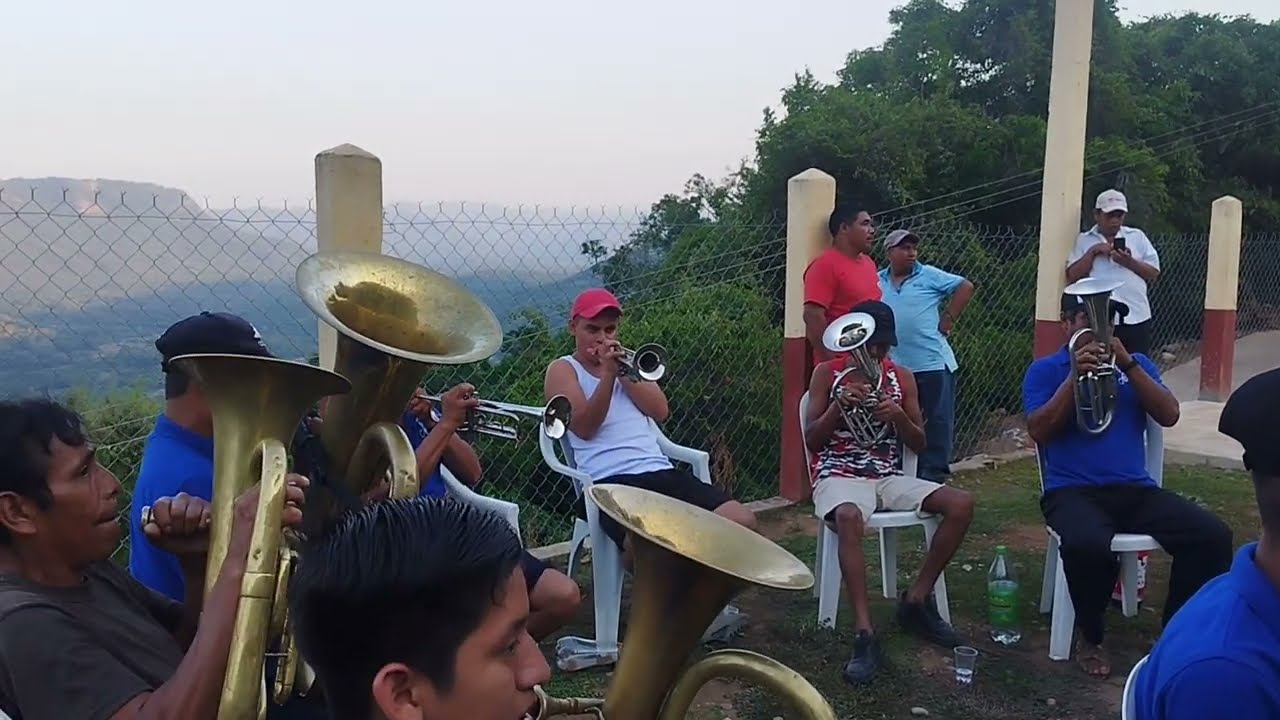BANDA DE VIENTO FLOR DE CAÑA, TOCANDO EN TLALPANE 2023.