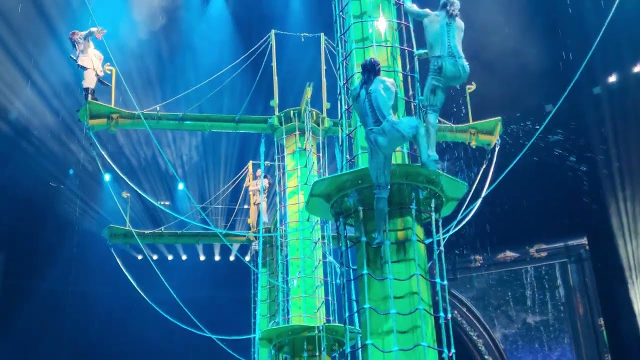 水舞間, 澳門. House of Dancing Water. City of Dreams, Macau full show (Including technical difficulties)