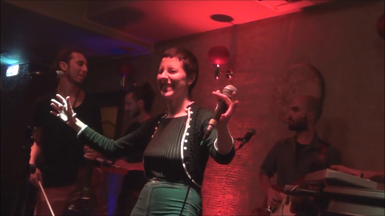 EleKtroBalKana ft  Semeli@Orfeas Live // Arapina