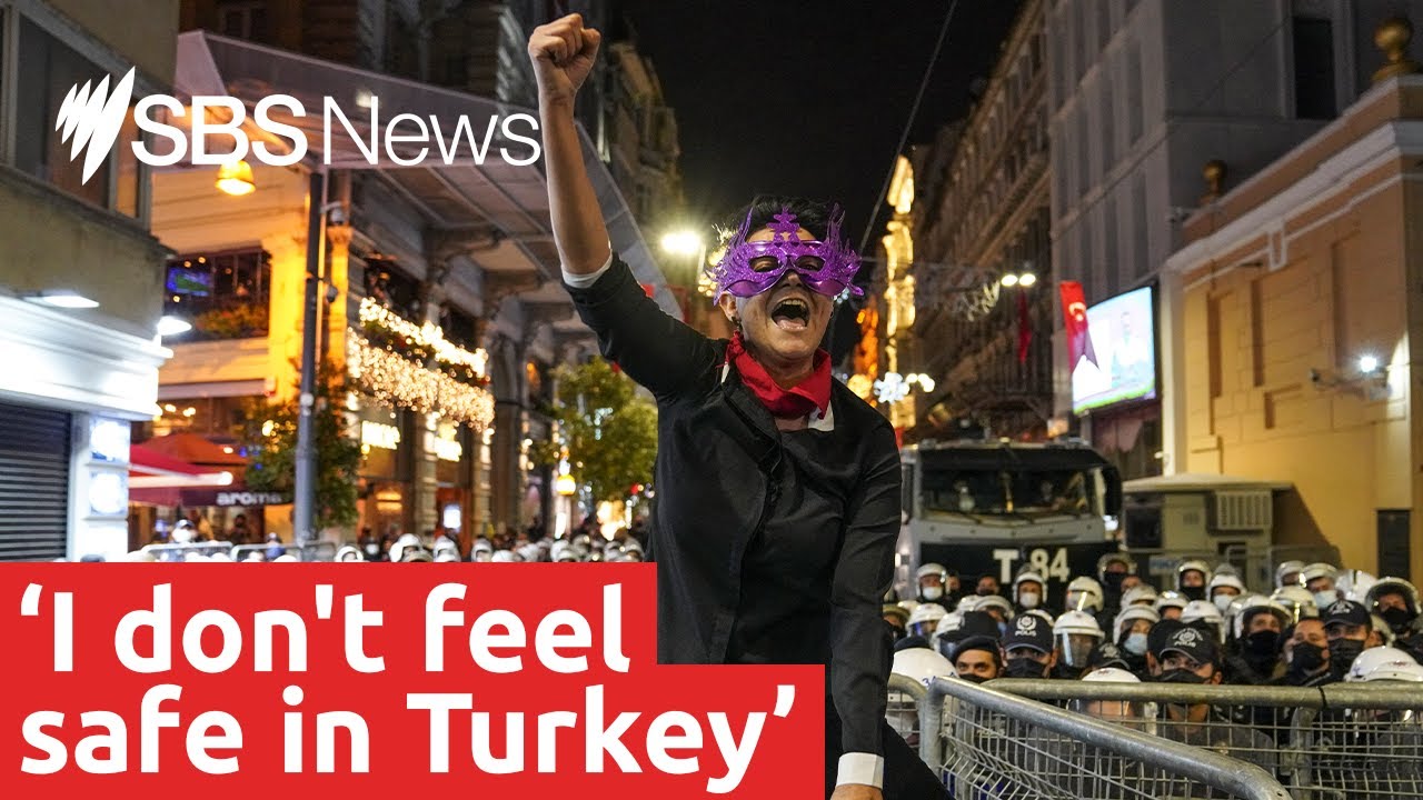 Protesters in Turkey met with rubber bullets as they urge end to violence against women | SBS News