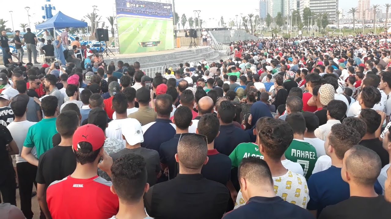 وهران احتفالات كبيرة بعد فوز الجزائر على السنغال   Oran match Algérie Vs Sénégal