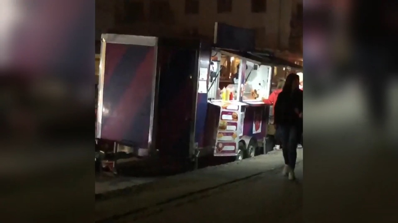 Contraloría ordena retiro de foodtrucks en avenida Perú de Viña del Mar | 24 Horas - Red Valparaíso