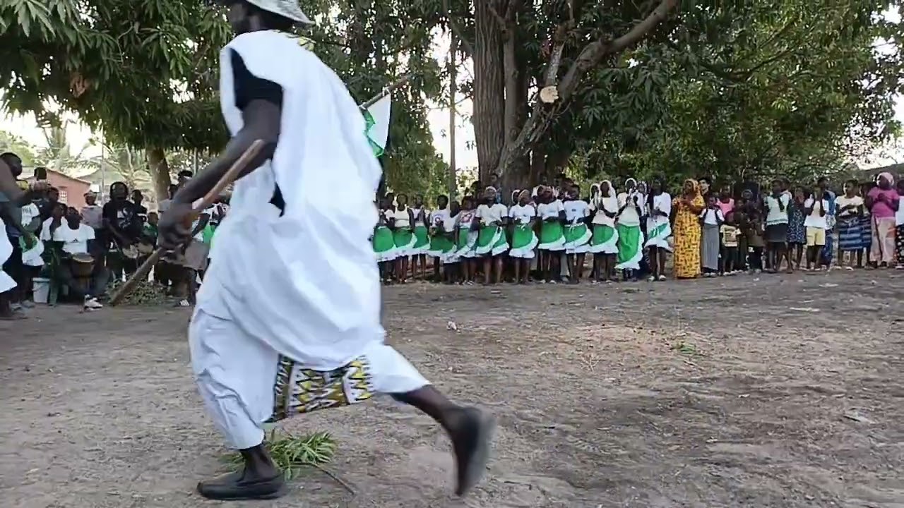 Oussouye Danse du Kumpo à Sara Collège