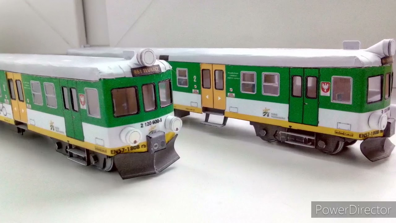 EN57-1808 Koleje Mazowieckie Kartonowy model H0
