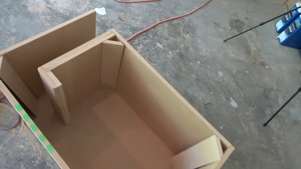 Building box for Sundown Audio Team 18"