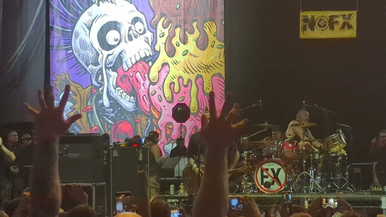 NOFX - Time Warp / Intro (o2 Academy Brixton London (Final Tour) 11/06/24)