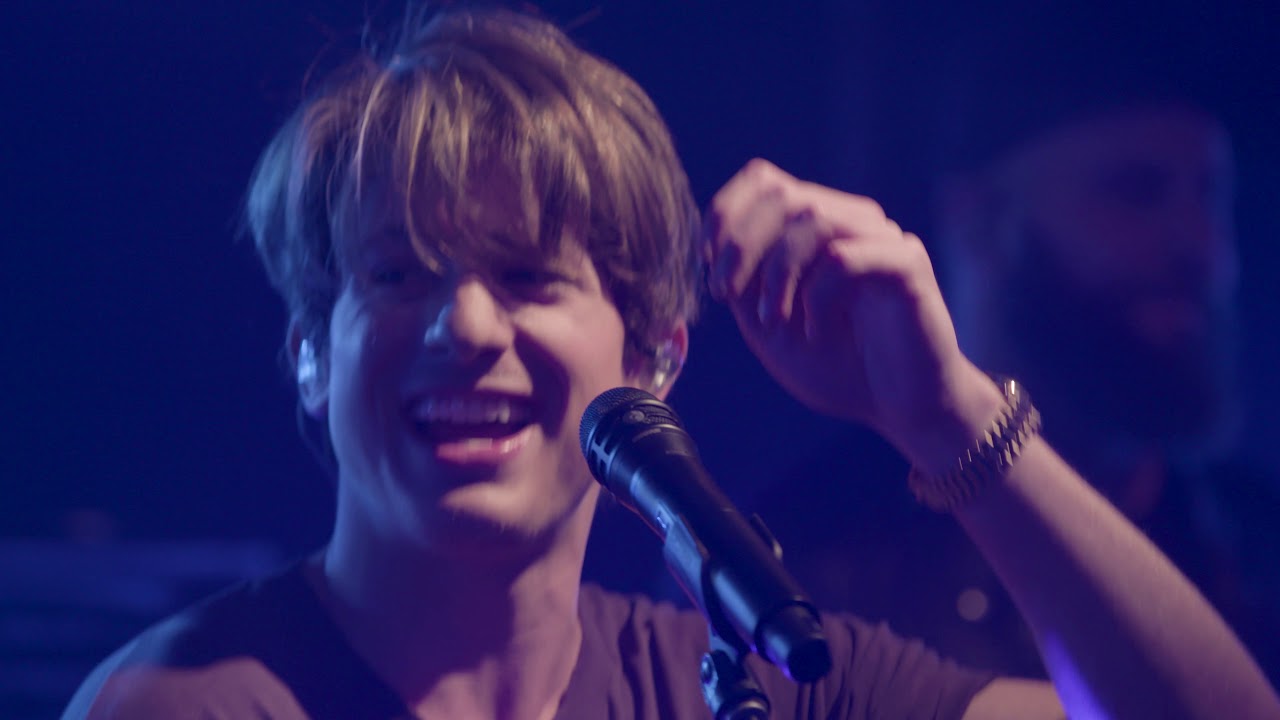 Charlie Puth - We Don’t Talk Anymore (Live on the Honda Stage at the iHeartRadio Theater NY)