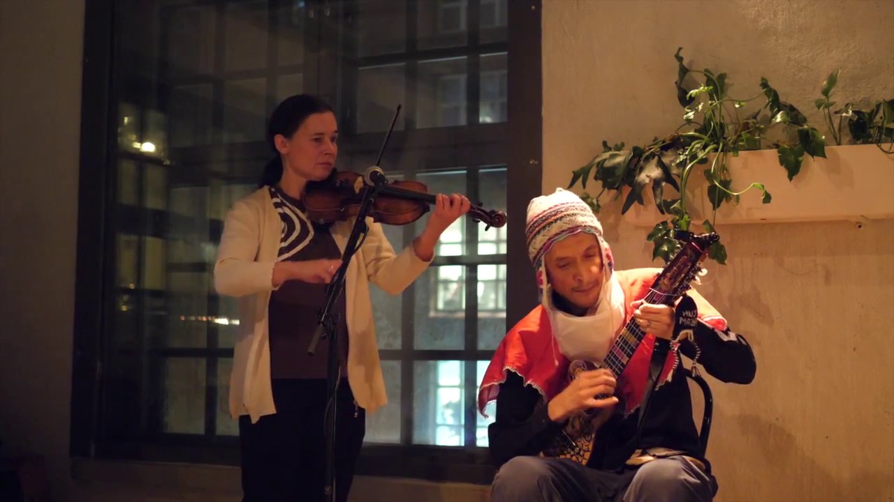 Hatun Charango Night - Onda Siltanen - sikuris viol&iacute;n