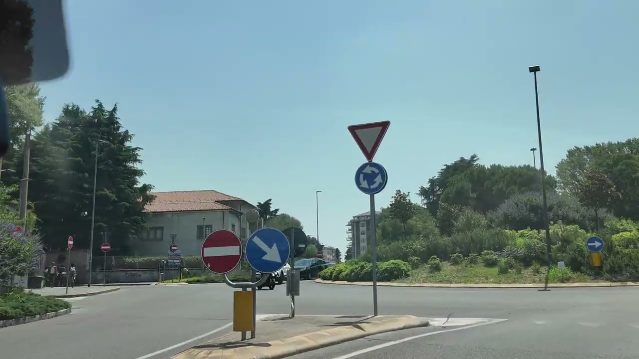 Road Trip from Bergamo to Cremona &ndash; Lombardy Countryside, Castelnuovo & Opera in Cremona