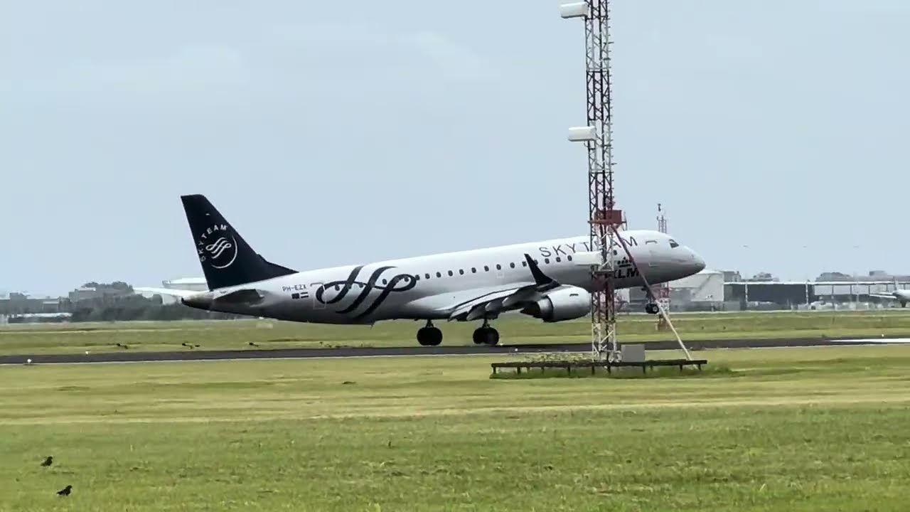 Arrival from Trondheim KLM flight KL1152 (Sky Team Livery) at Amsterdam Schiphol Airport