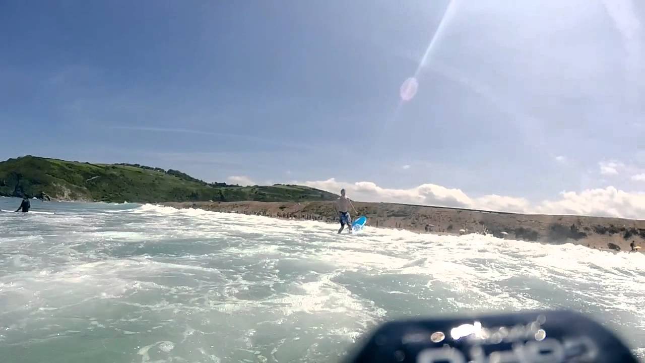 Spain - Surfing Zarautz (Surfblend 2014)