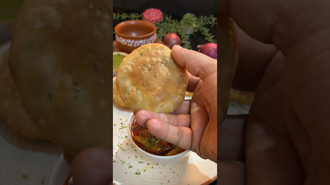 Pyaz Ki Kachori 😋 Kabhi Khayi Hai?.... #snack #kachori #kachorirecipe #kachorilover #pyazkikachori