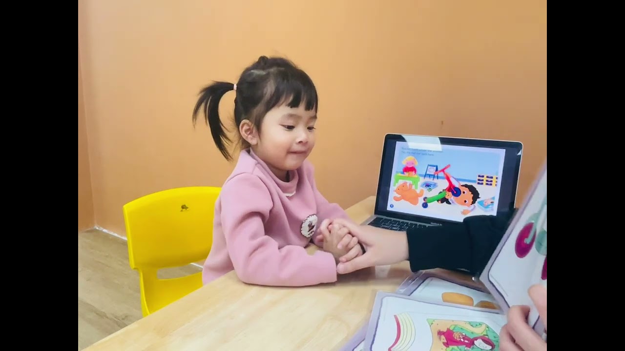 Story 4 - Rocket's Cars - Minh Châu