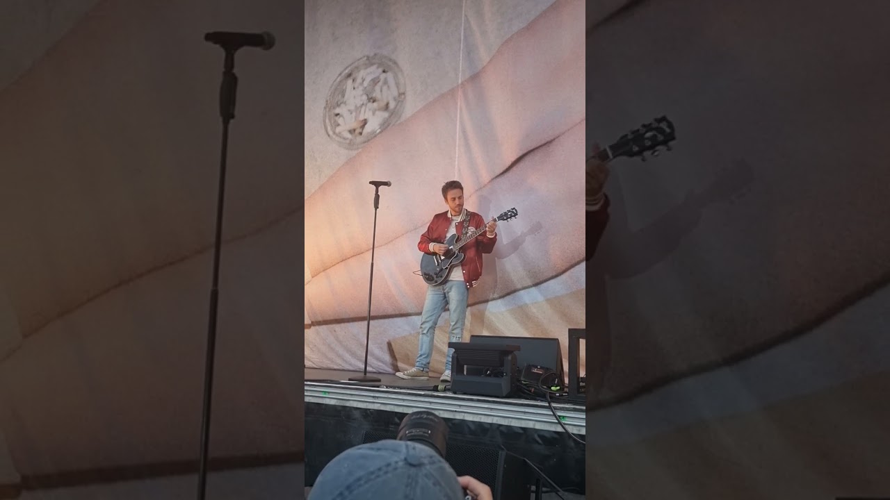 Clueso LIVE Schloß Eyrichshof 24.7.24 - Chicago