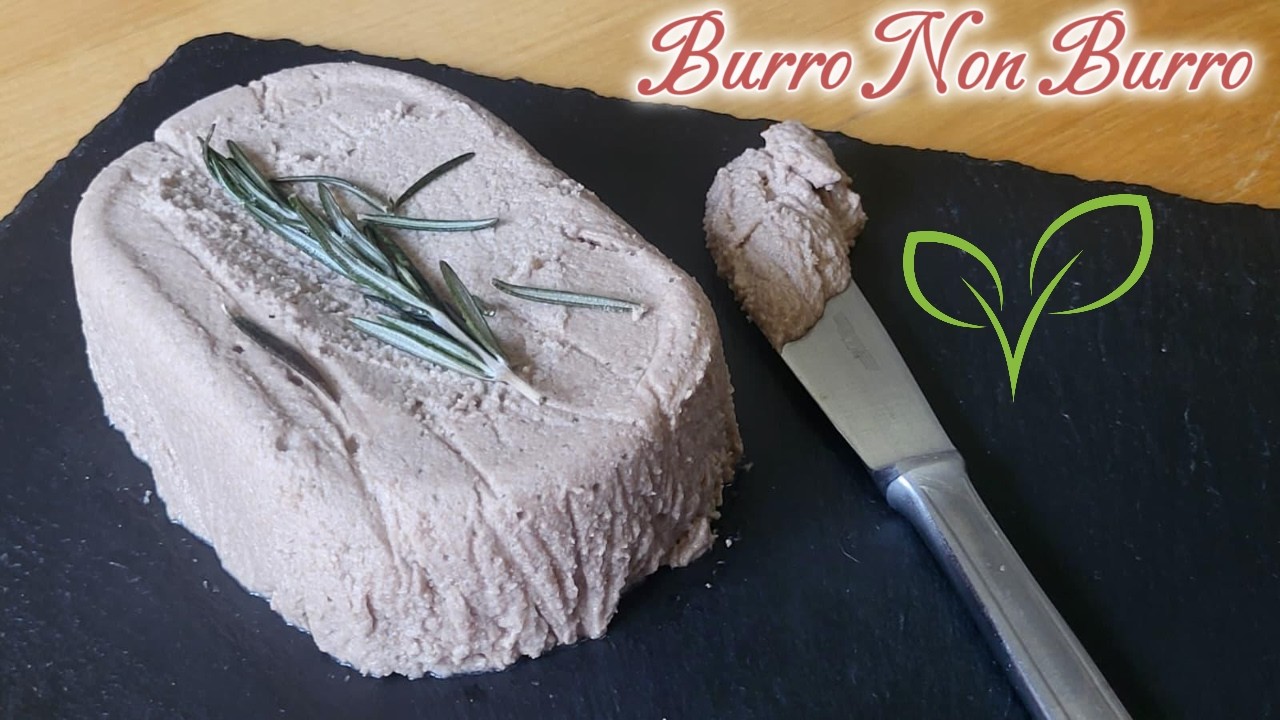 Burro crudista di champignon bianchi