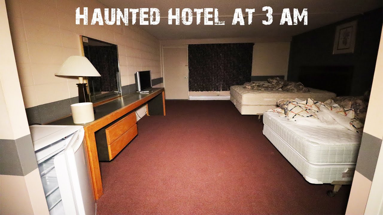 EXPLORING A HAUNTED ABANDONED HOTEL WITH EVERYTHING LEFT BEHIND (3 AM CHALLENGE)