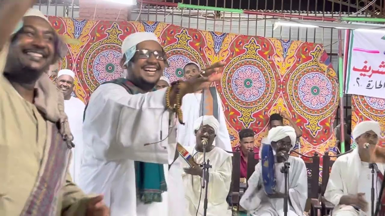 الشذي فوح من قبرو والمحب نوح و استخل- خيمة البادراب مولد امدرمان