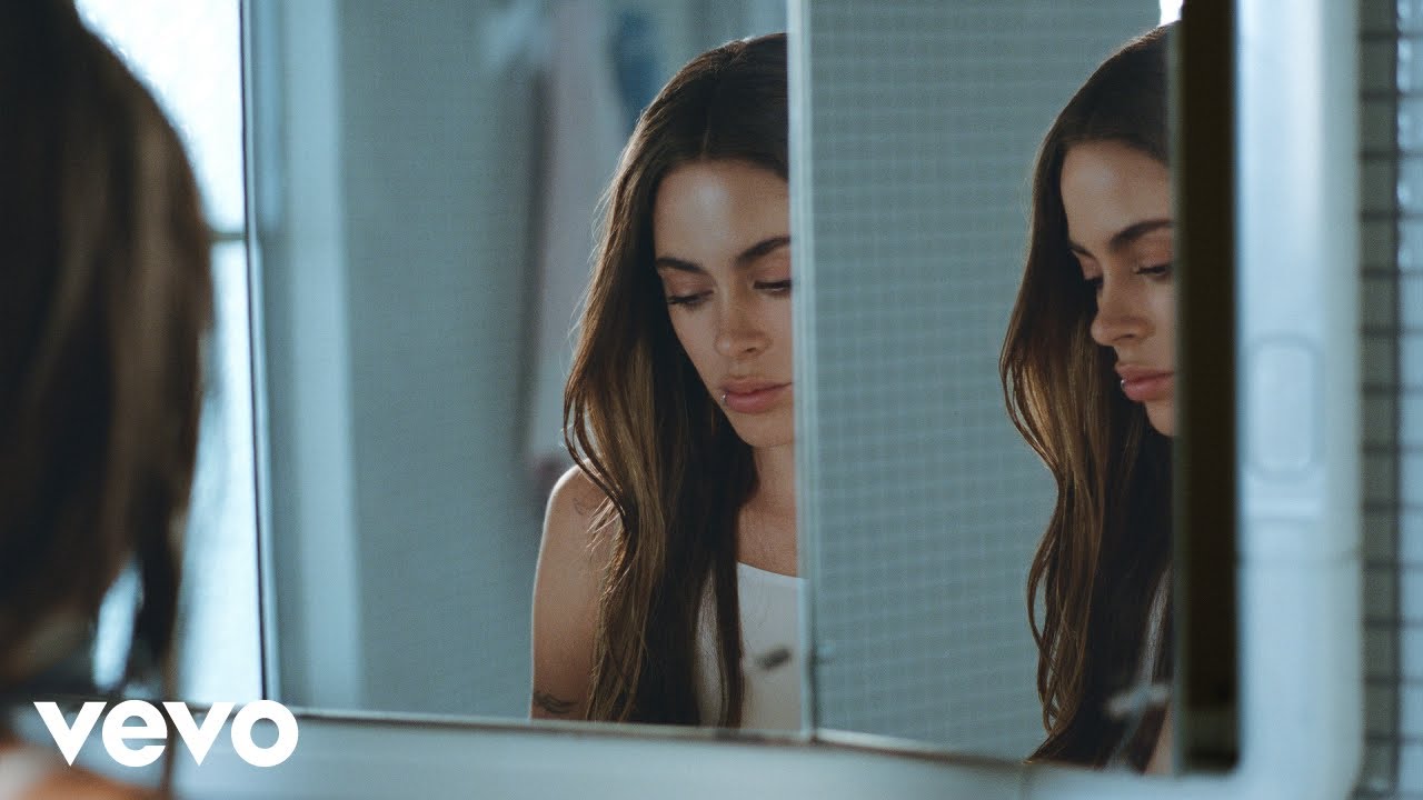 TINI - miedo (Visualizer)