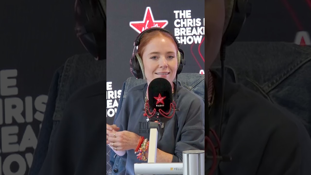 Richard Armitage&rsquo;s karaoke choice isn&rsquo;t what you might expect 👀🎶 #AngelaScanlon #virginradiouk