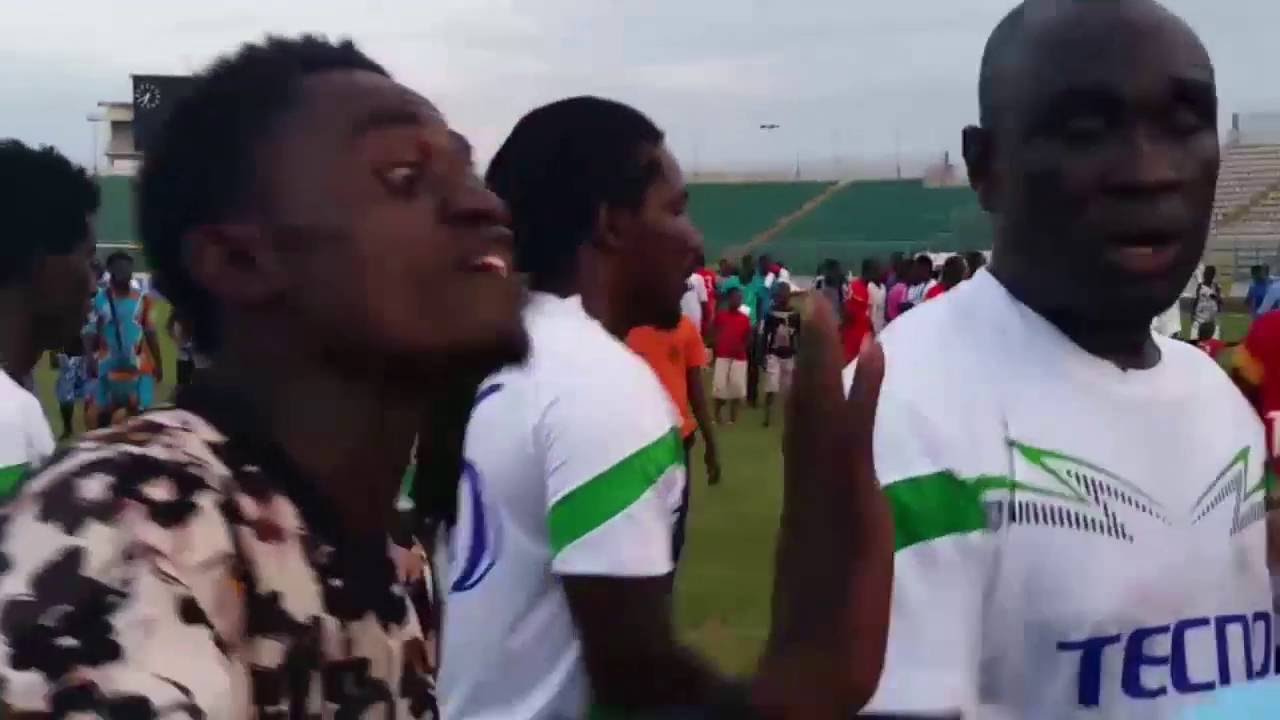 Agya koo, kwaku manu and lil wayne fight at Peace match