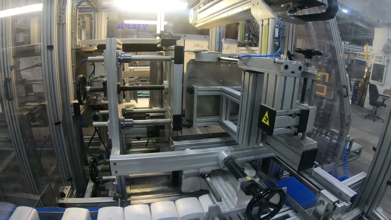 SIDE LOADING CASE PACKER1