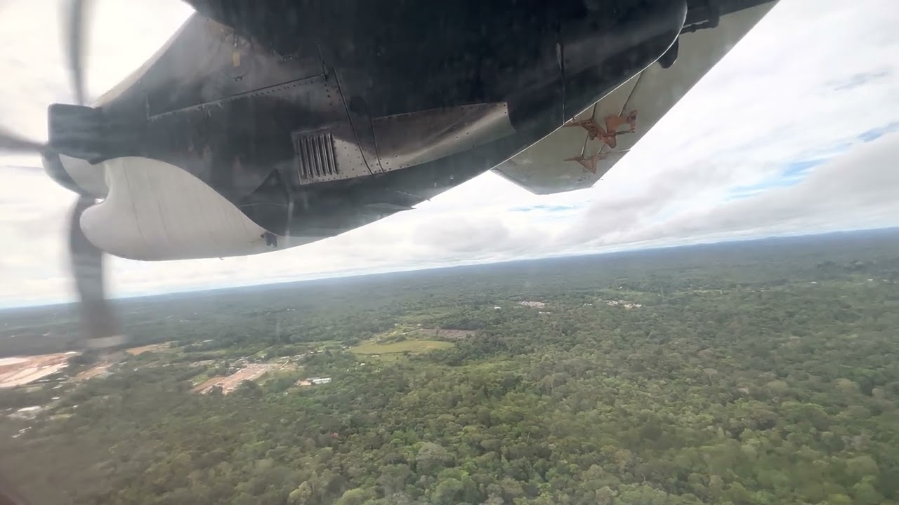 Air Guyane Let L-410 Turbolet landing in Saint-Laurent-du-Maroni (LDX) 15JUL2022